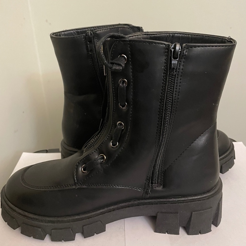 Lug Sole Lace side zip up Military Boot
